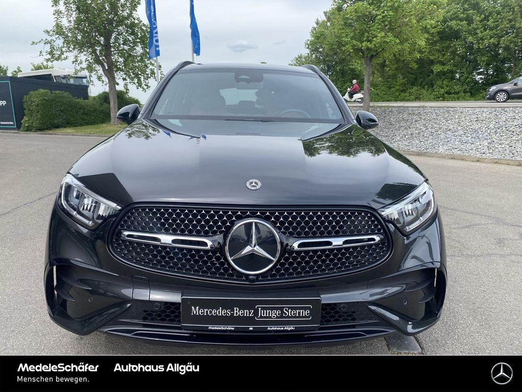 Mercedes-Benz GLC 220 2025 г. Серый, пробег 14835 км