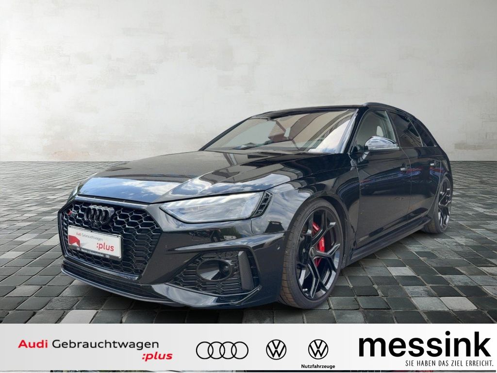 Audi RS4 2023 г. Чёрный, пробег 53335 км