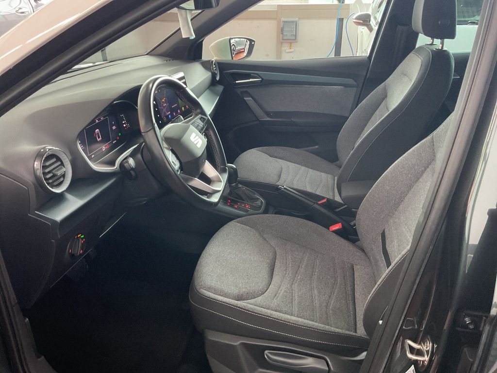 SEAT Arona 2022 г. Серый, пробег 36508 км