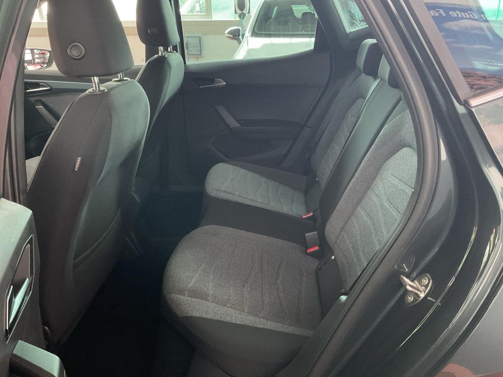 SEAT Arona 2022 г. Серый, пробег 36508 км