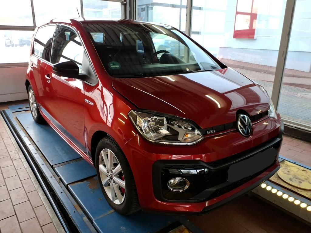Volkswagen up! 2022 г. Красный, пробег 24819 км