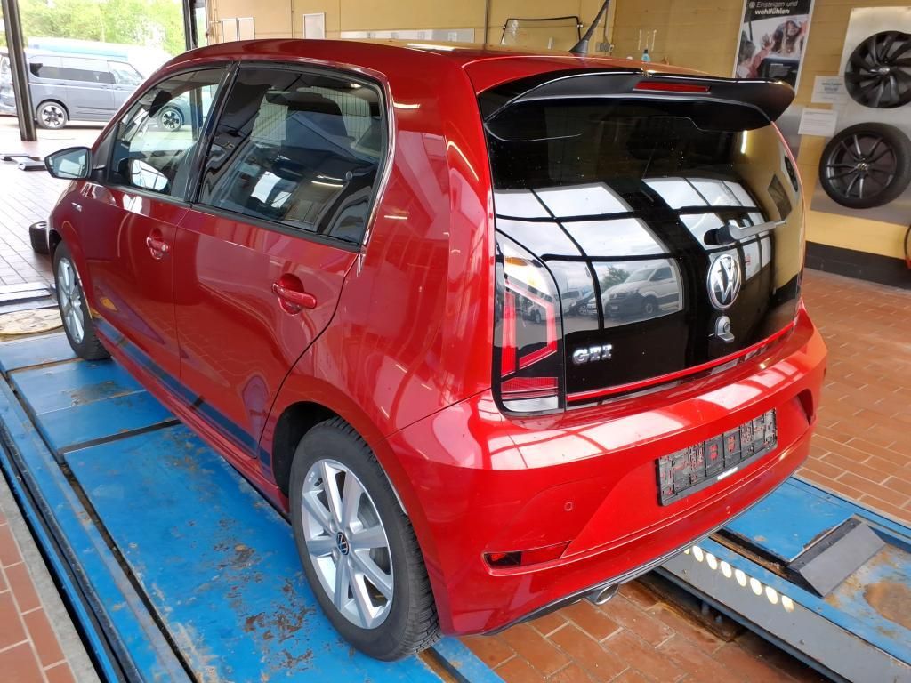 Volkswagen up! 2022 г. Красный, пробег 24819 км