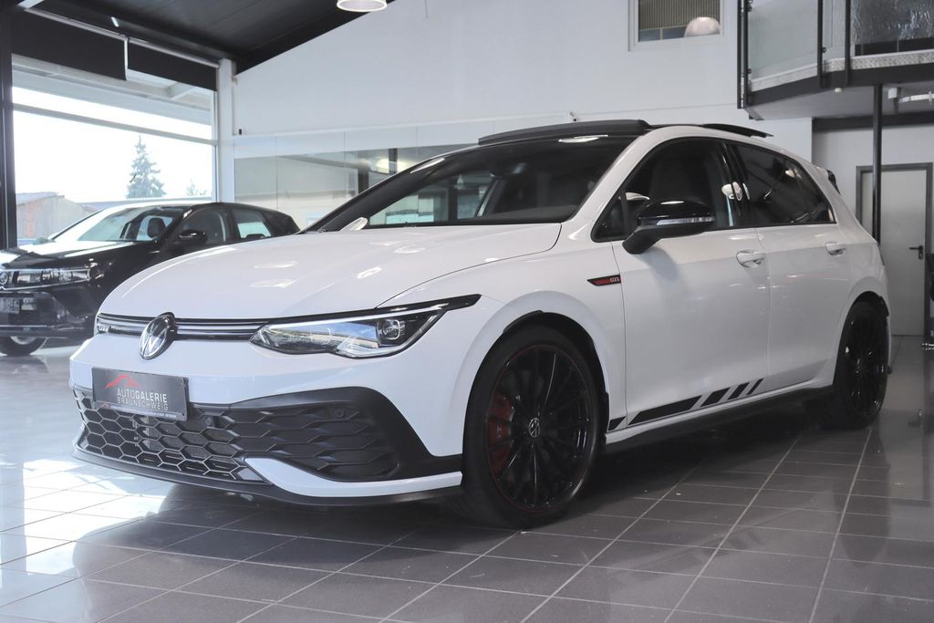 Volkswagen Golf 2022 г. Белый, пробег 50000 км