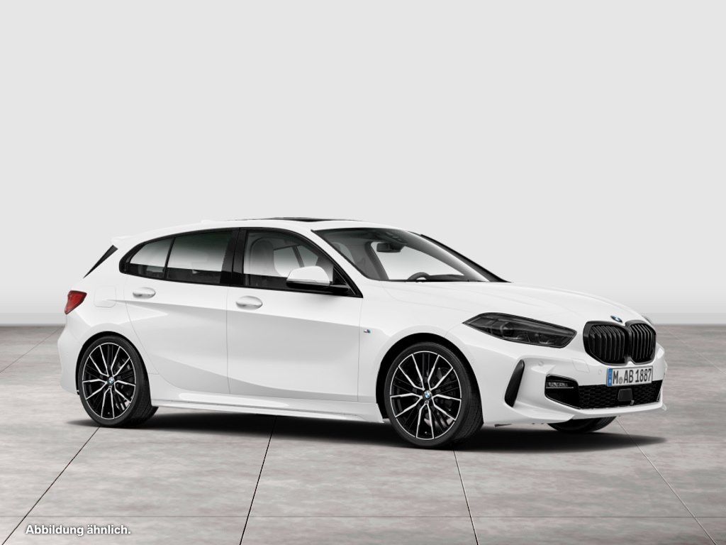 BMW 118 2023 г. Белый, пробег 48464 км