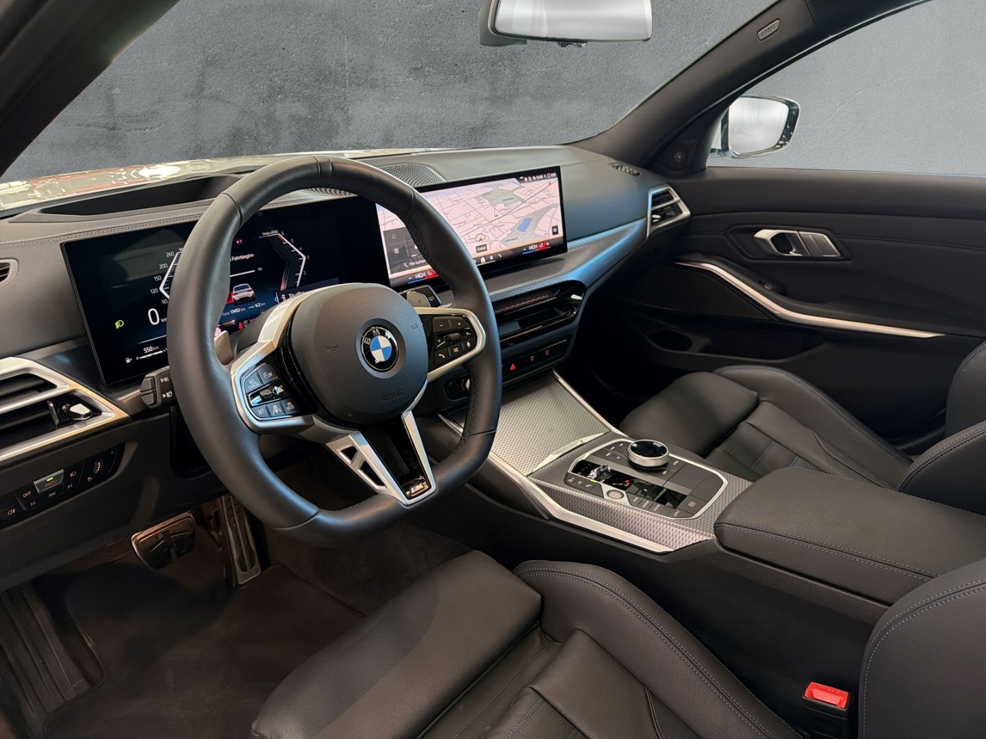 BMW 330 2025 г. Белый, пробег 13452 км