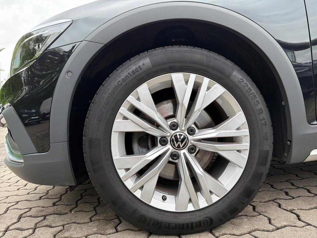 Volkswagen Passat 2021 г. Чёрный, пробег 51922 км