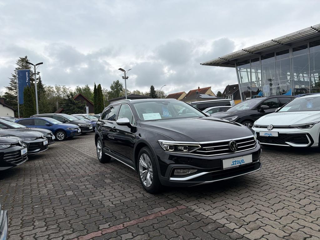Volkswagen Passat 2021 г. Чёрный, пробег 51922 км