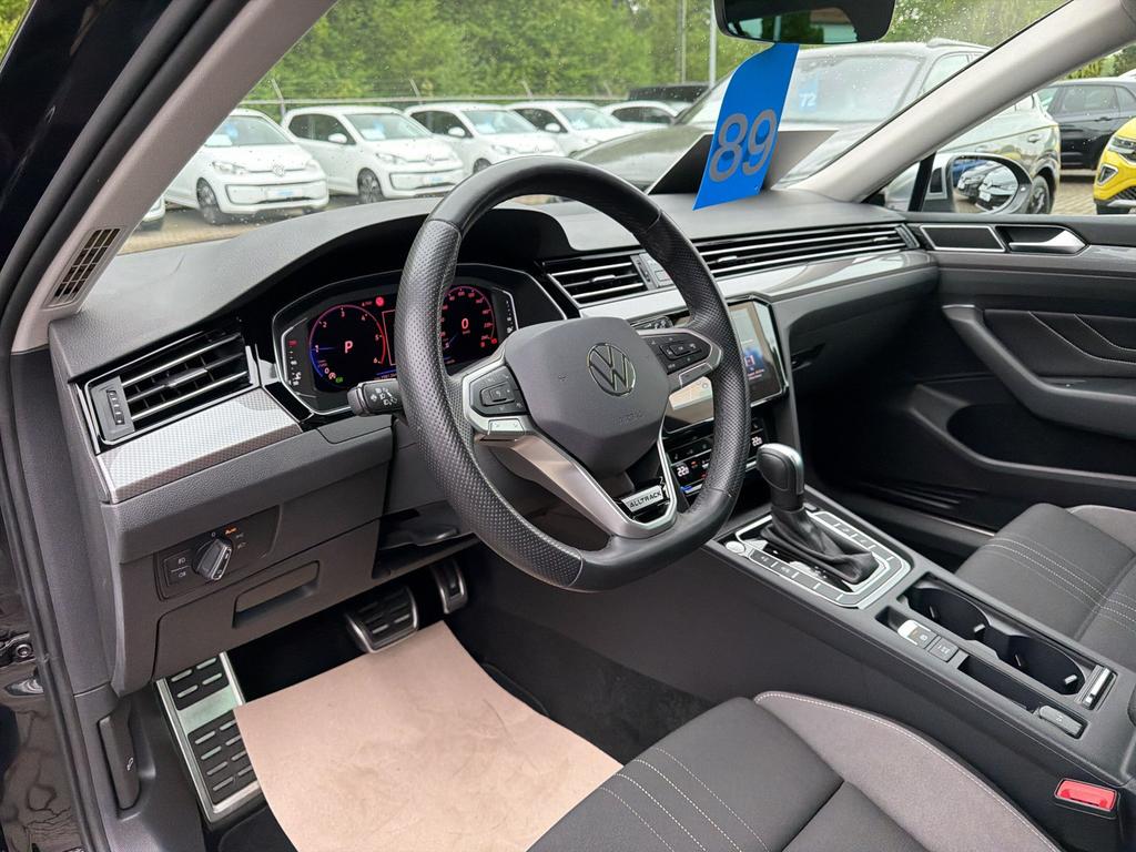 Volkswagen Passat 2021 г. Чёрный, пробег 51922 км