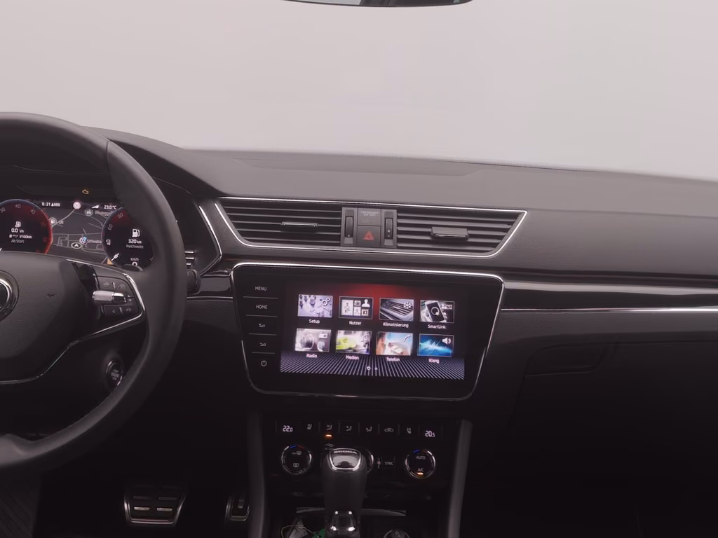 Skoda Superb 2023 г. Чёрный, пробег 48000 км