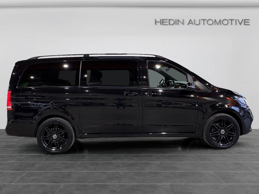 Mercedes-Benz V 300 2024 г. Чёрный, пробег 48809 км