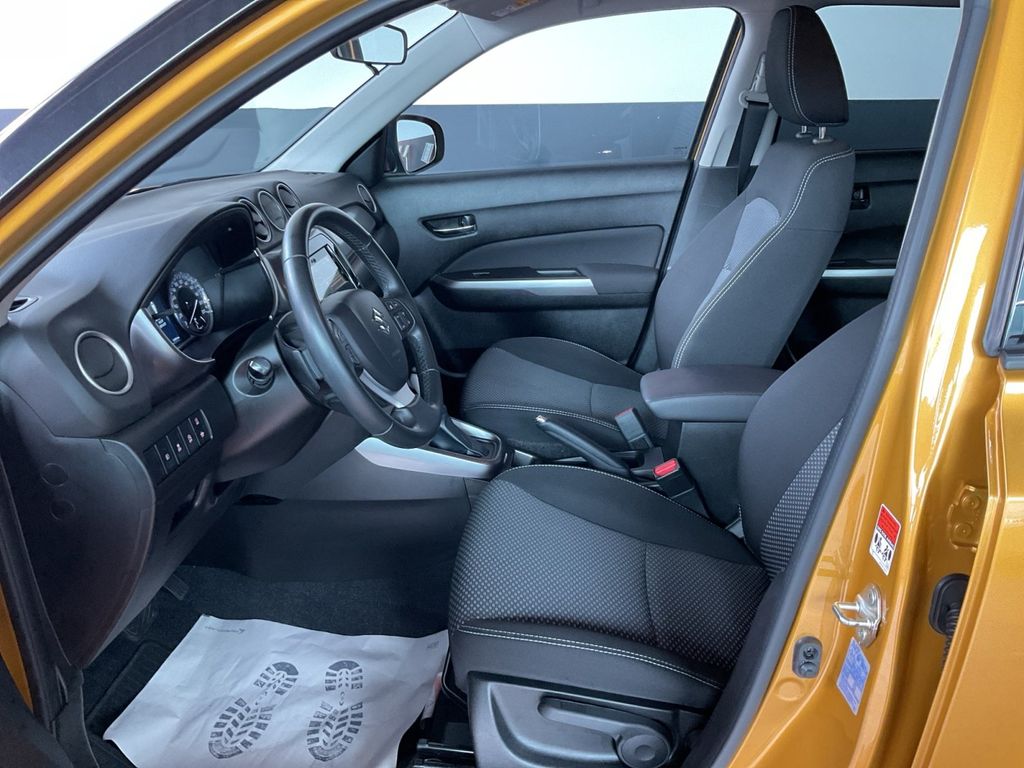 Suzuki Vitara 2022 г. Жёлтый, пробег 57581 км