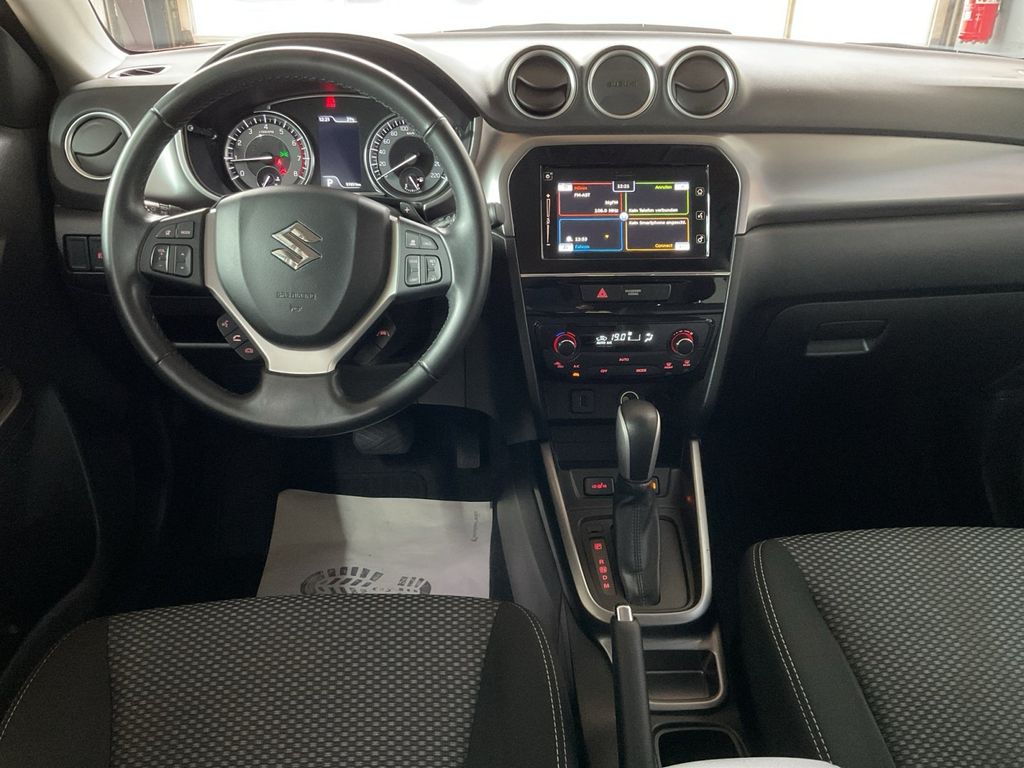 Suzuki Vitara 2022 г. Жёлтый, пробег 57581 км
