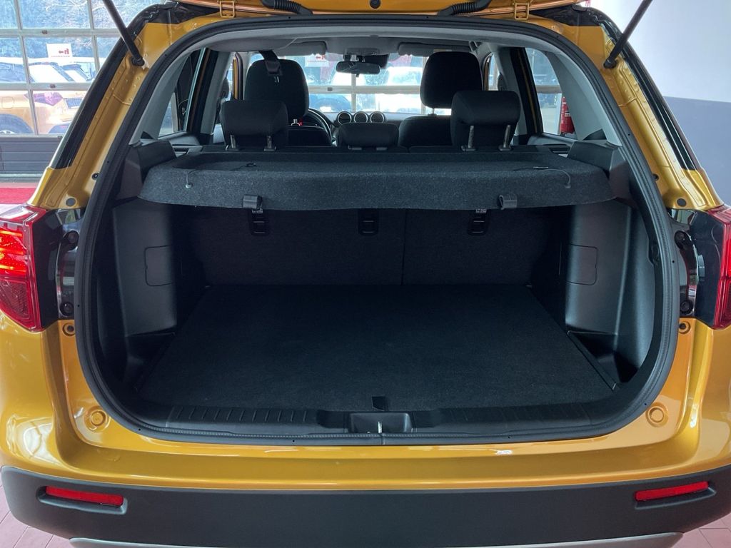 Suzuki Vitara 2022 г. Жёлтый, пробег 57581 км