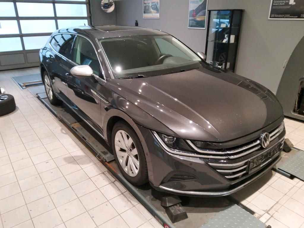 Volkswagen Arteon 2023 г. Серый, пробег 54420 км