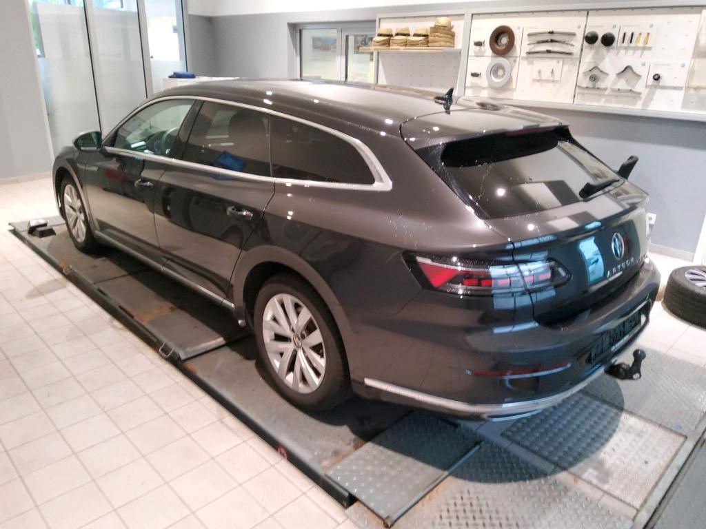 Volkswagen Arteon 2023 г. Серый, пробег 54420 км