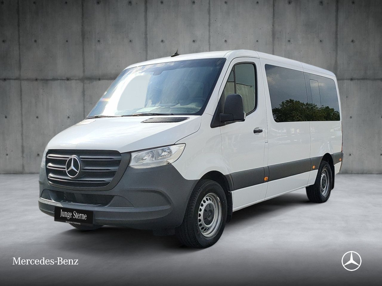 Mercedes-Benz SPRINTER 2023 г. Белый, пробег 30248 км