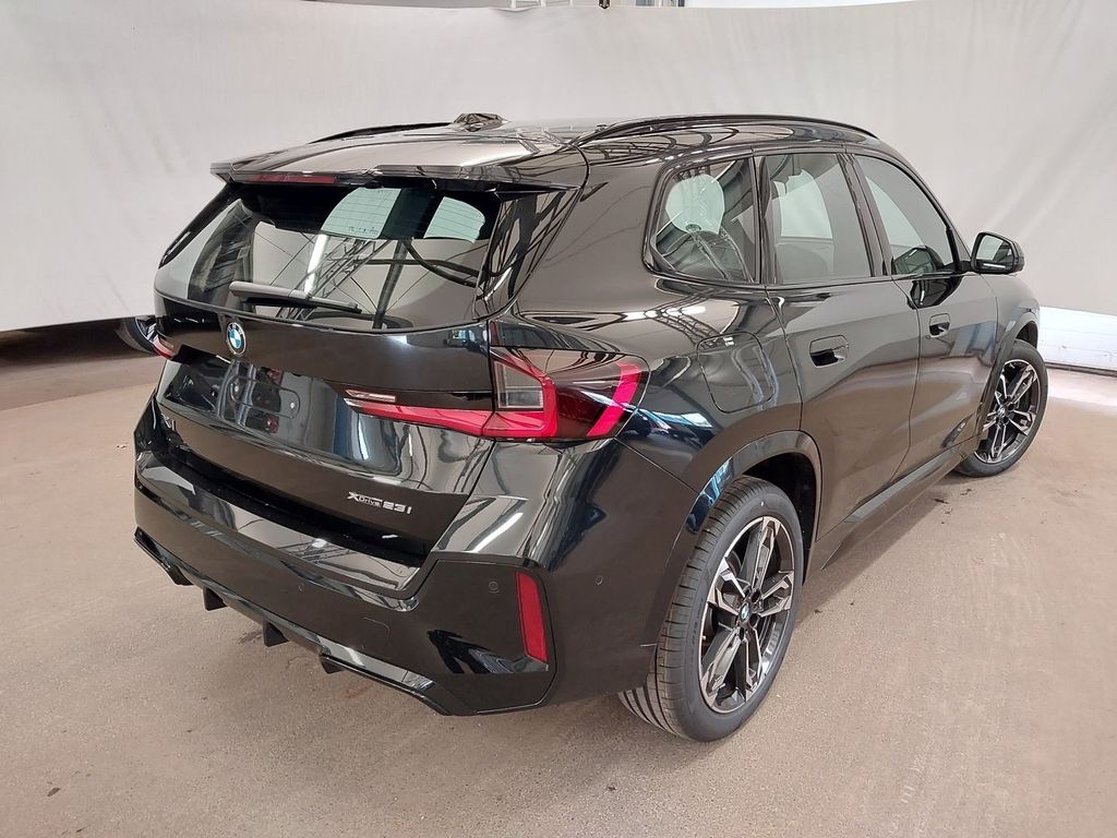 BMW X1 2025 г. Чёрный, пробег 18700 км