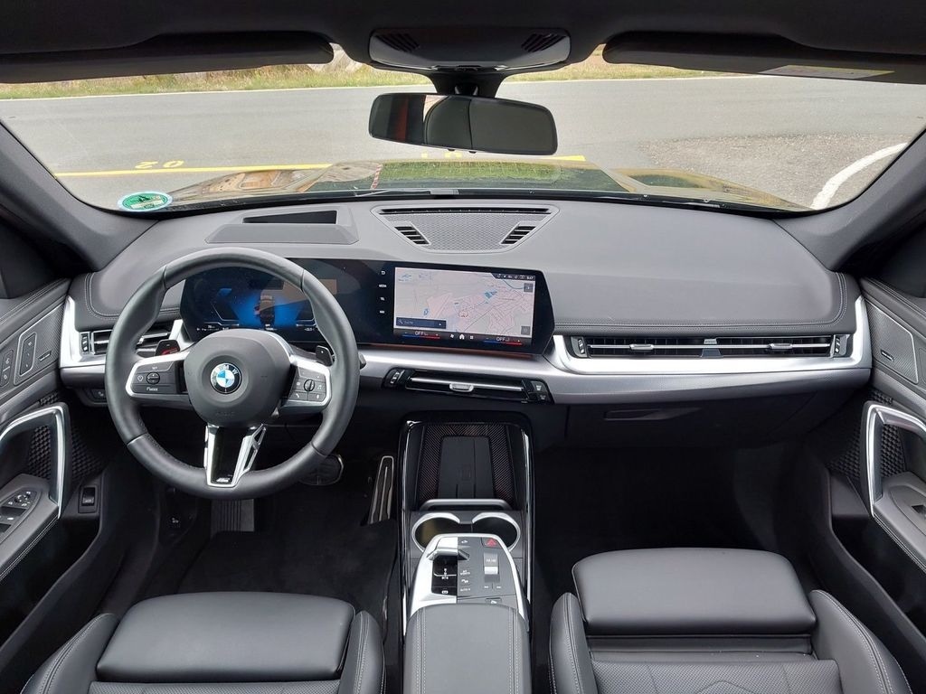 BMW X1 2025 г. Чёрный, пробег 18700 км