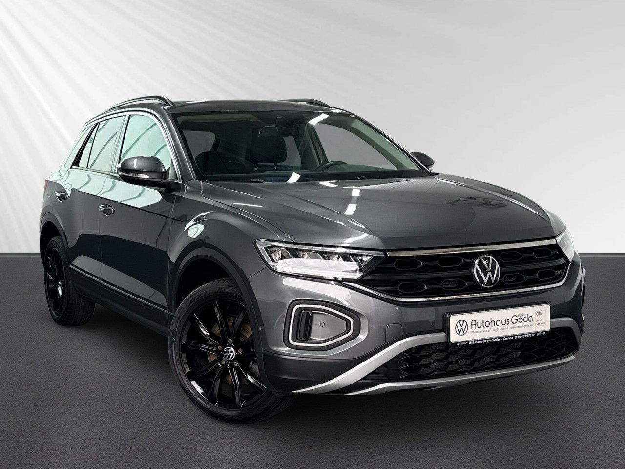 Volkswagen T-Roc 2023 г. Серый, пробег 57905 км