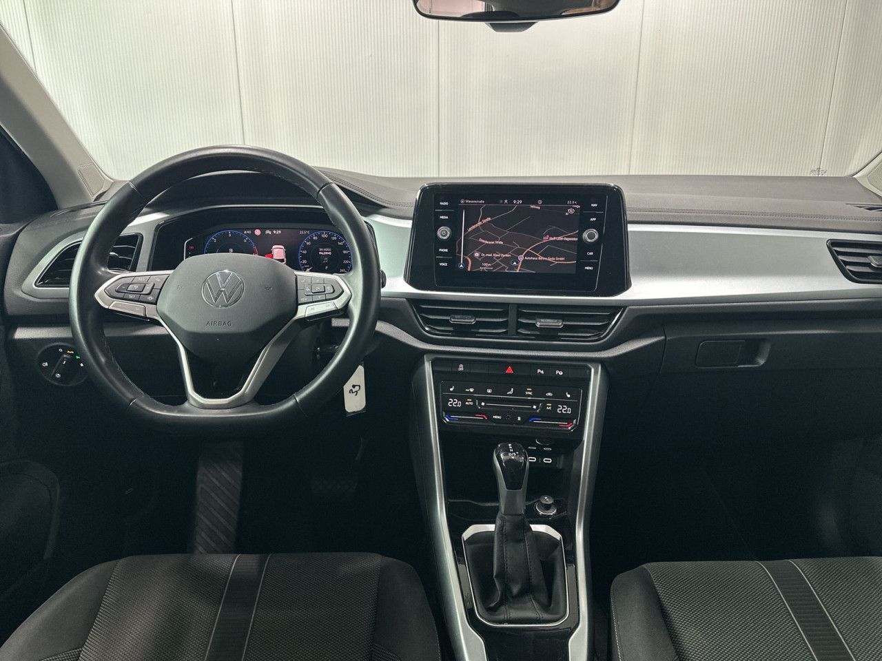 Volkswagen T-Roc 2023 г. Серый, пробег 57905 км