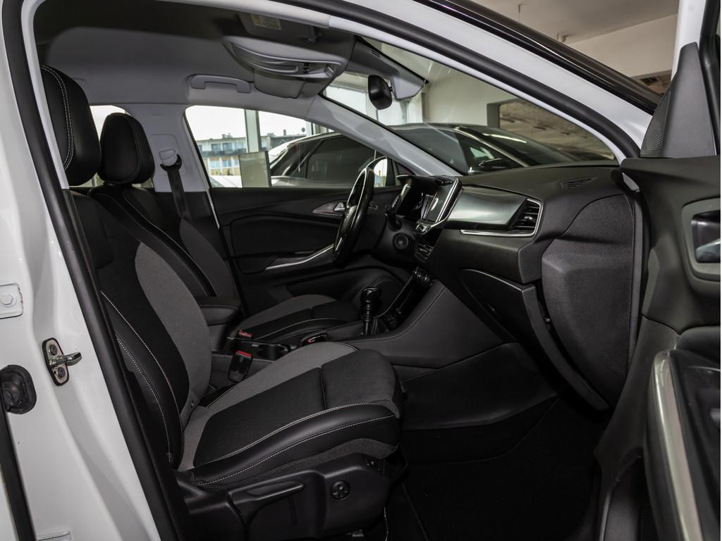 Opel GRANDLAND (X) 2022 г. Белый, пробег 28972 км