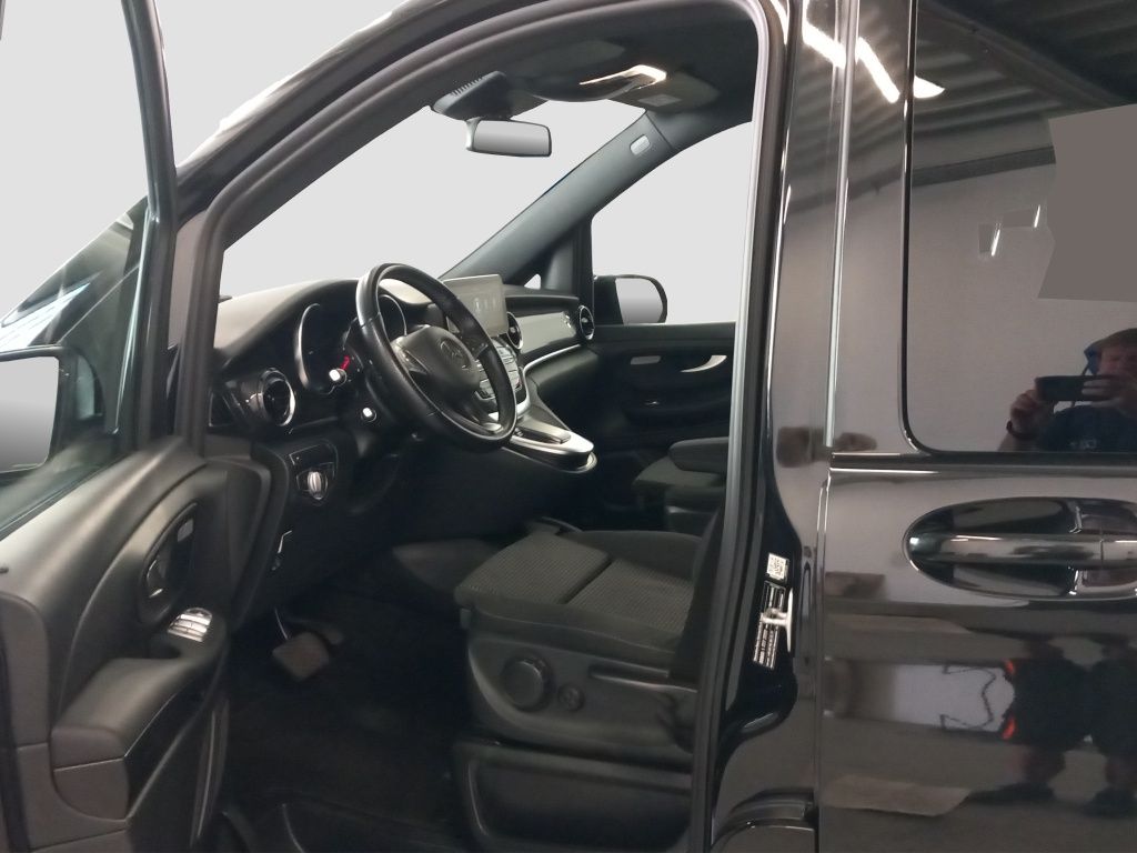 Mercedes-Benz V 300 2022 г. Чёрный, пробег 40165 км