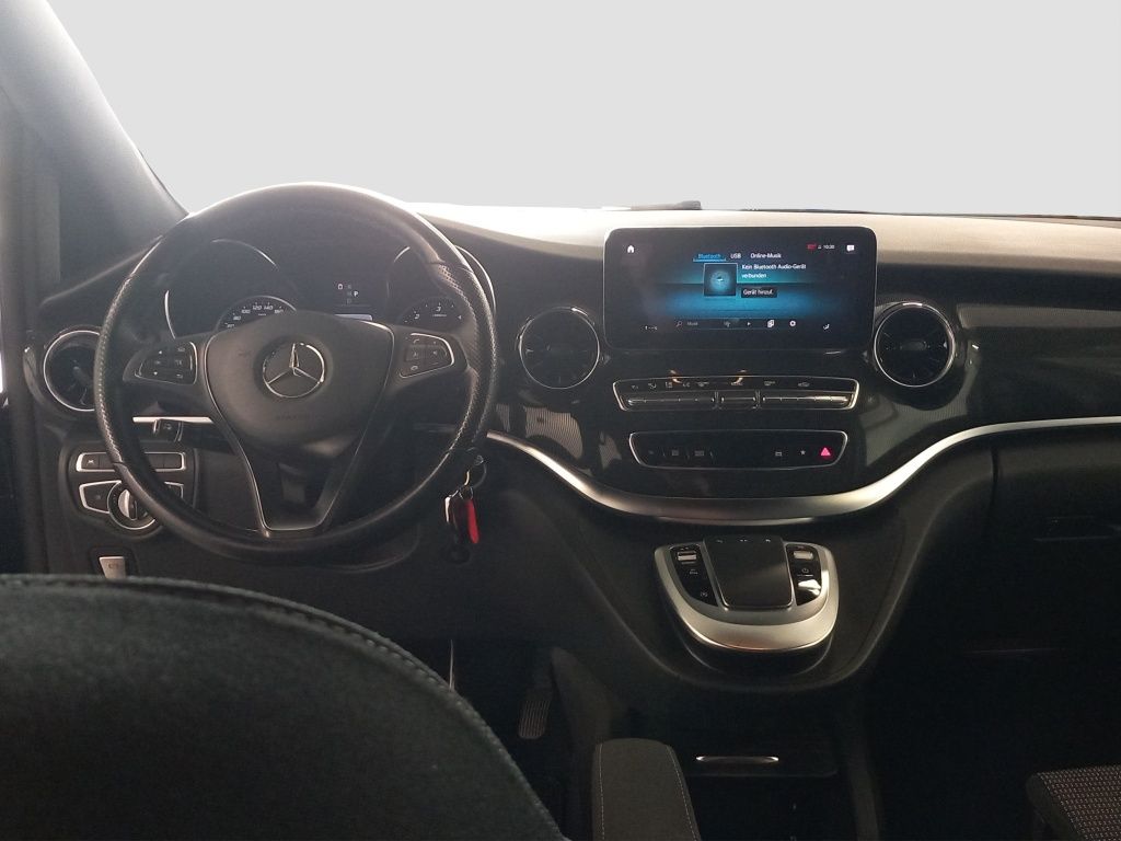 Mercedes-Benz V 300 2022 г. Чёрный, пробег 40165 км