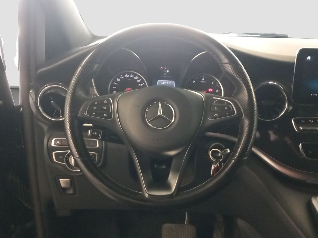 Mercedes-Benz V 300 2022 г. Чёрный, пробег 40165 км