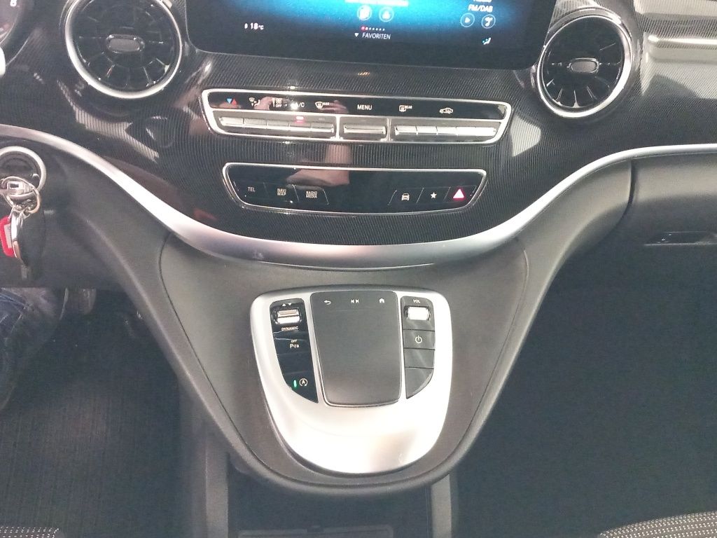Mercedes-Benz V 300 2022 г. Чёрный, пробег 40165 км