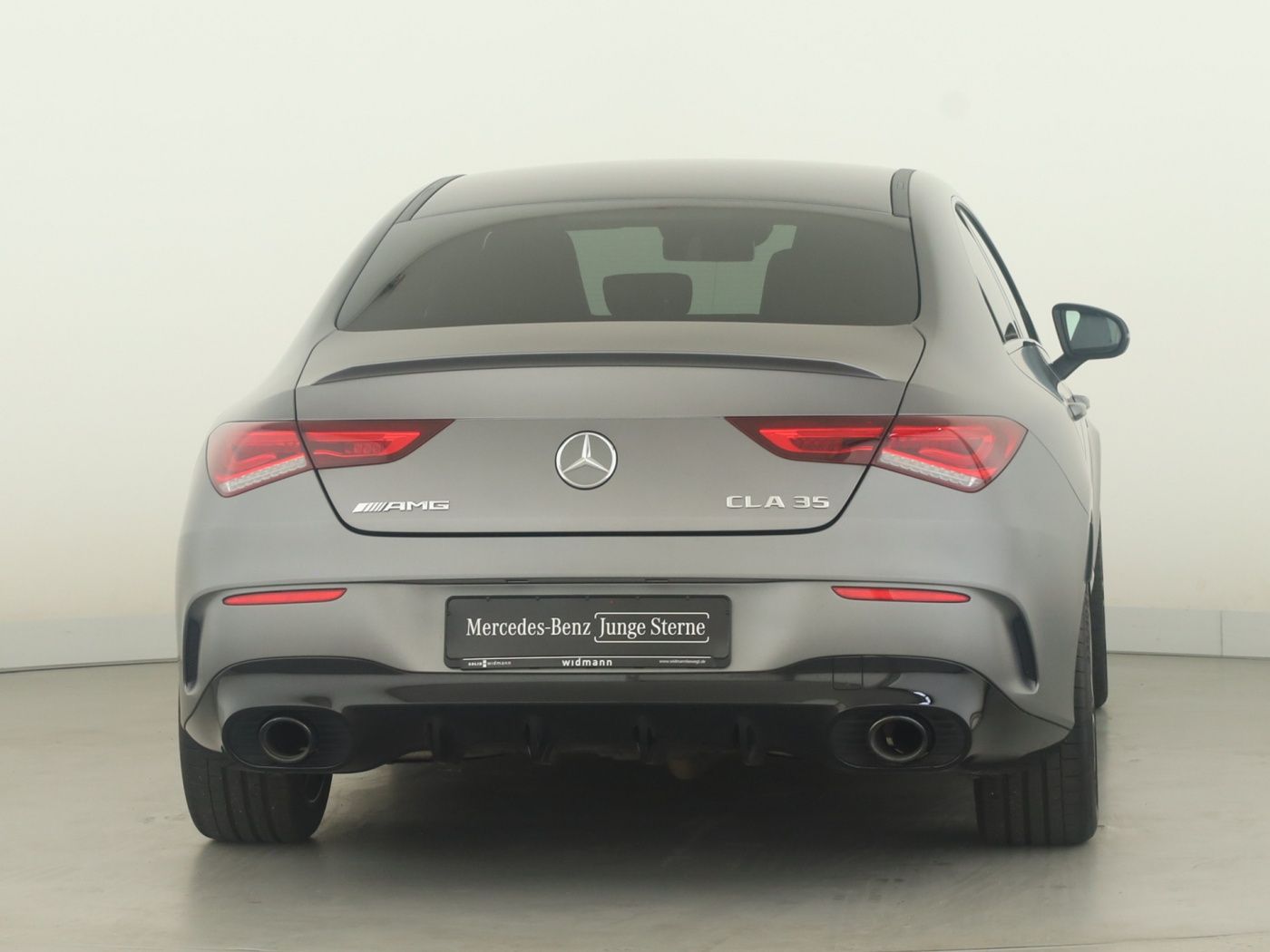 Mercedes-Benz CLA 35 AMG 2023 г. Серый, пробег 48956 км