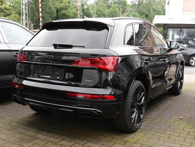 Audi Q5 2025 г. Чёрный, пробег 25990 км