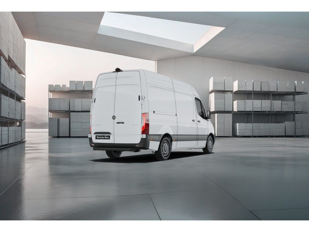 Mercedes-Benz SPRINTER 2025 г. Белый, пробег 18662 км
