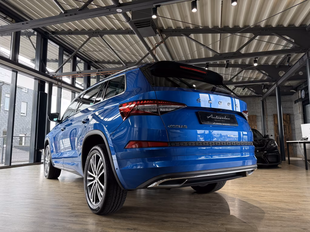Skoda Kodiaq 2023 г. Синий, пробег 60000 км
