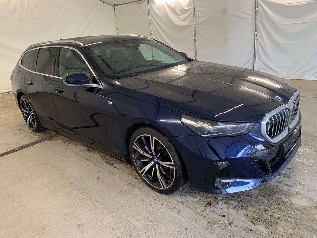 BMW 520 2024 г. Синий, пробег 58100 км