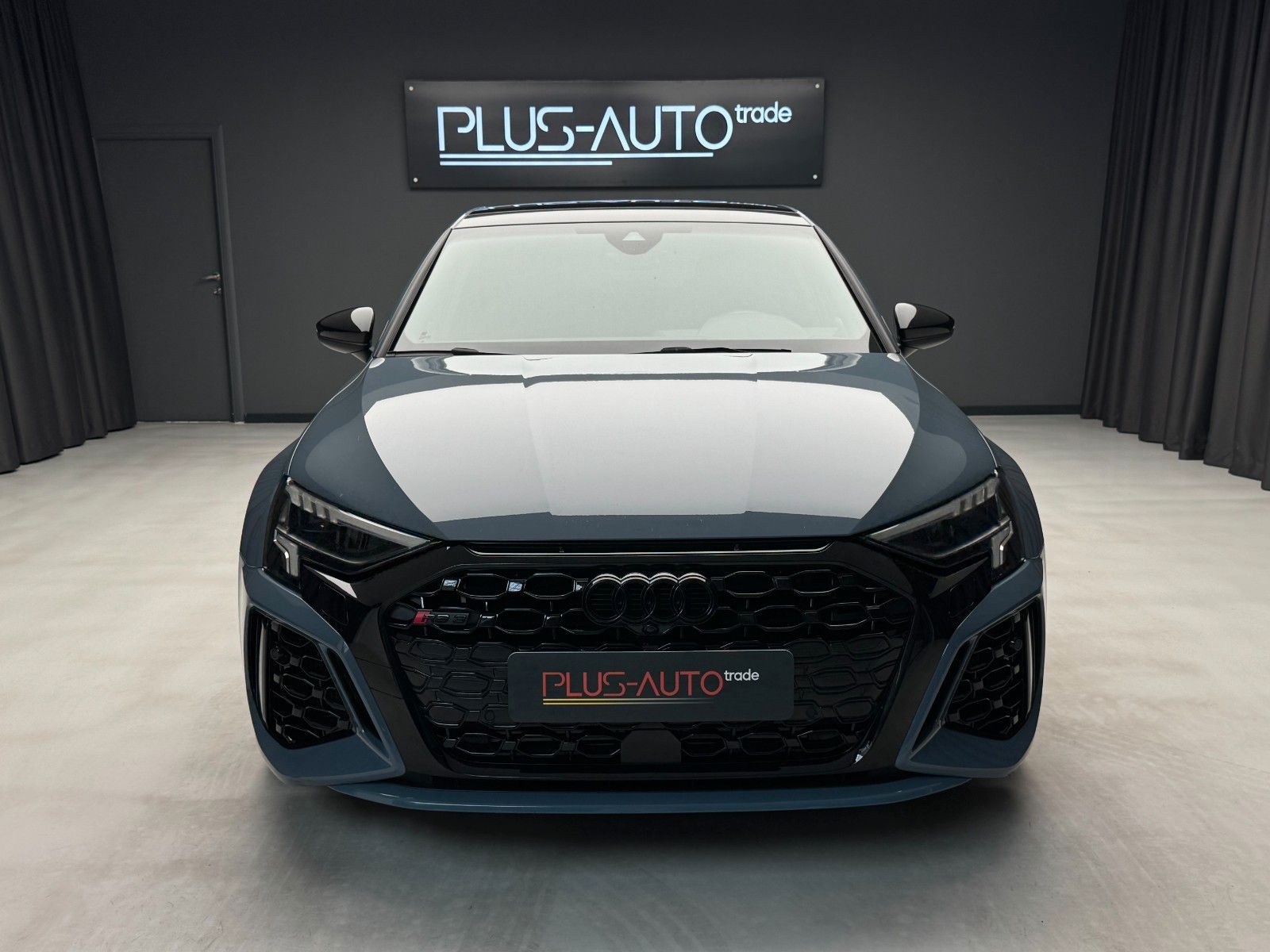 Audi RS3 2024 г. Серый, пробег 35617 км