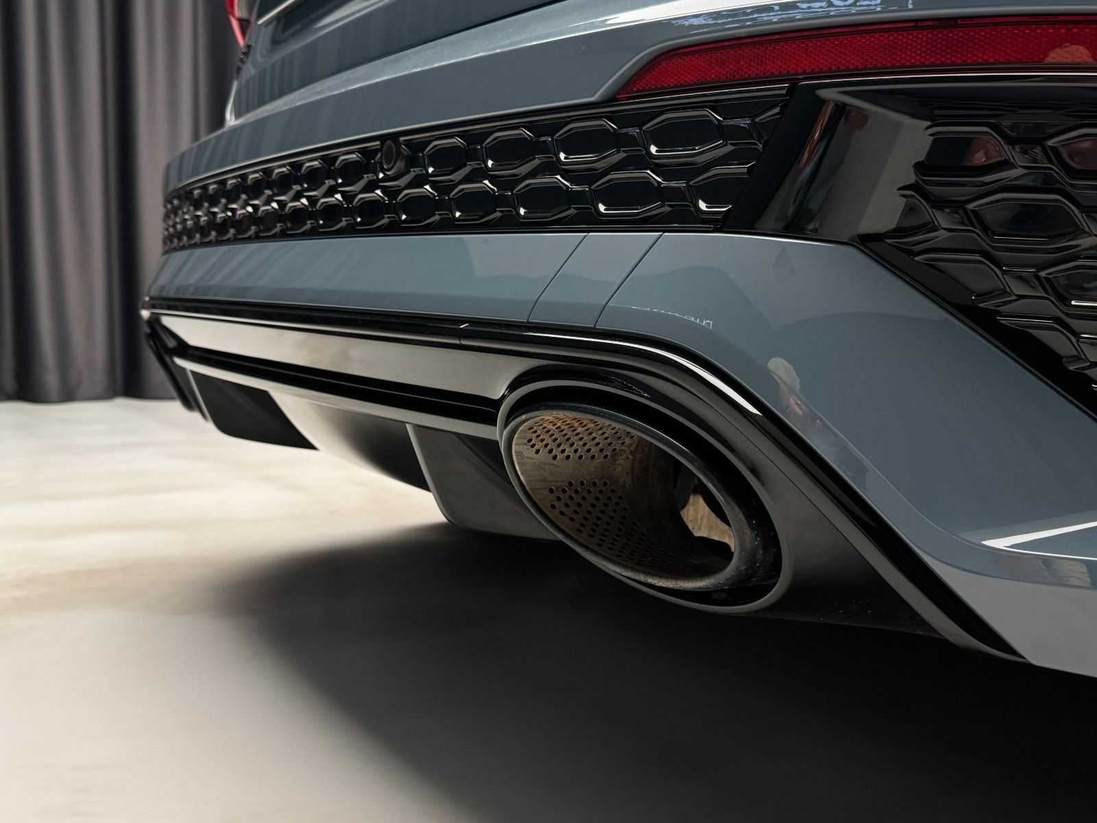 Audi RS3 2024 г. Серый, пробег 35617 км