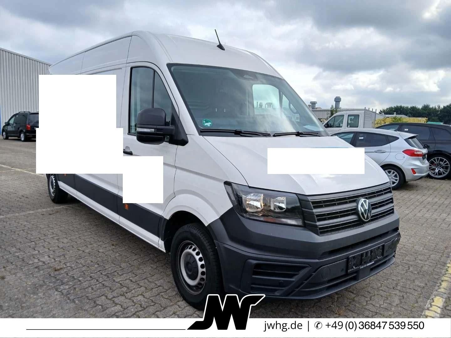 Volkswagen CRAFTER 2024 г. Белый, пробег 42600 км