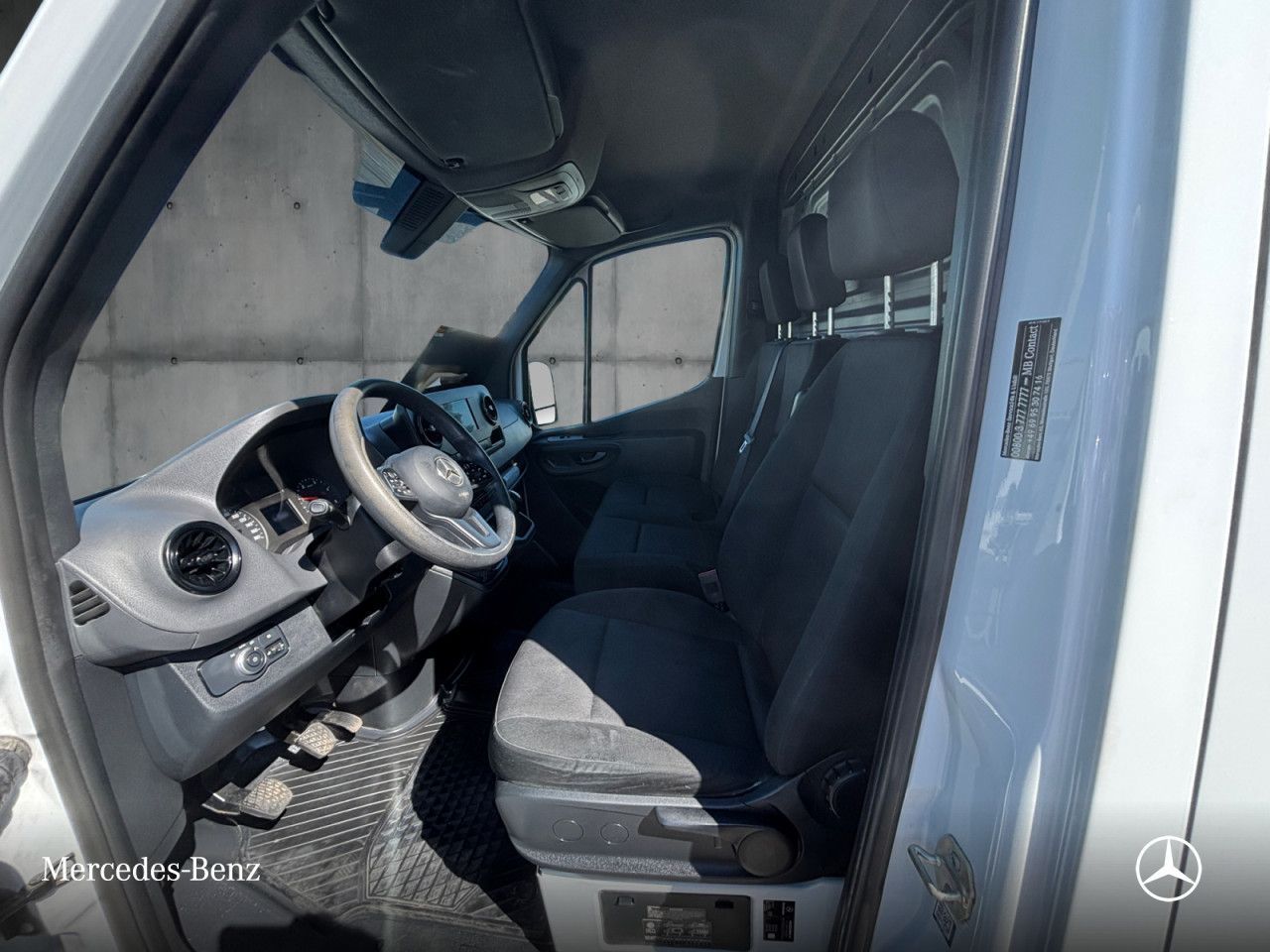Mercedes-Benz SPRINTER 2022 г. Белый, пробег 50826 км