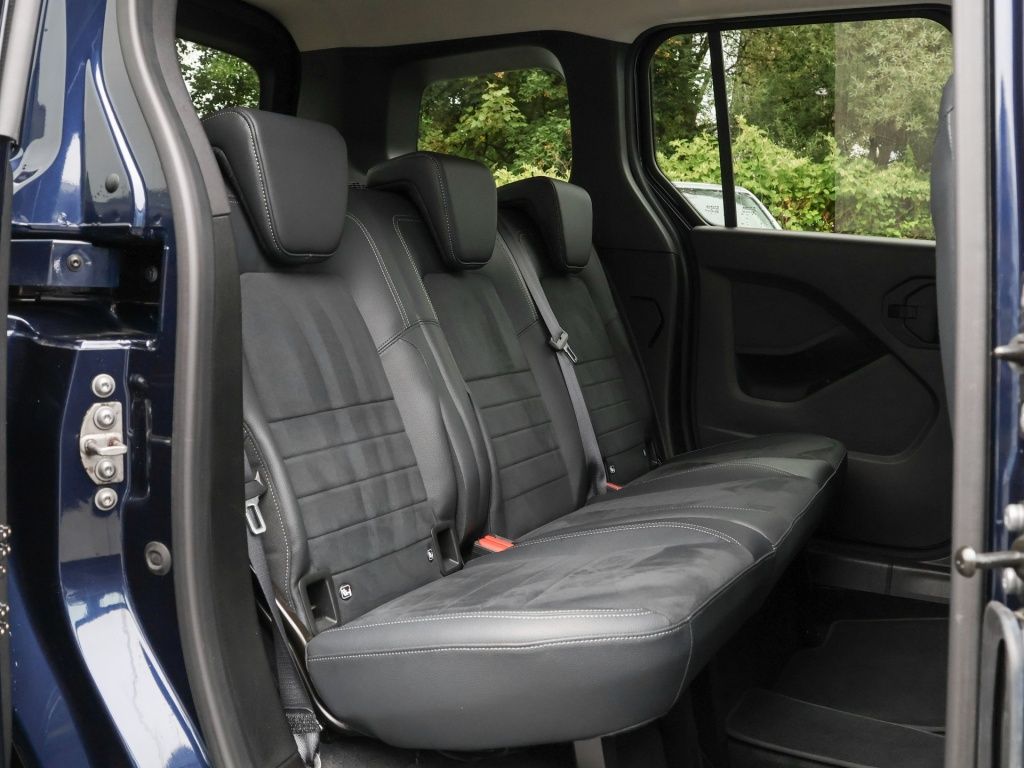 Mercedes-Benz T-CLASS 2023 г. Синий, пробег 53805 км