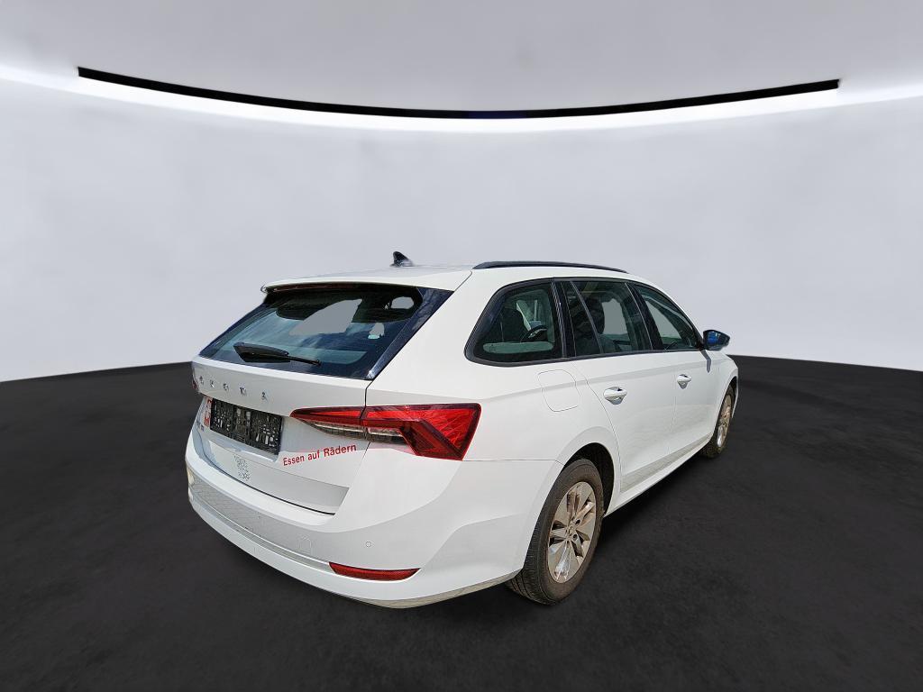 Skoda Octavia 2021 г. Белый, пробег 56326 км