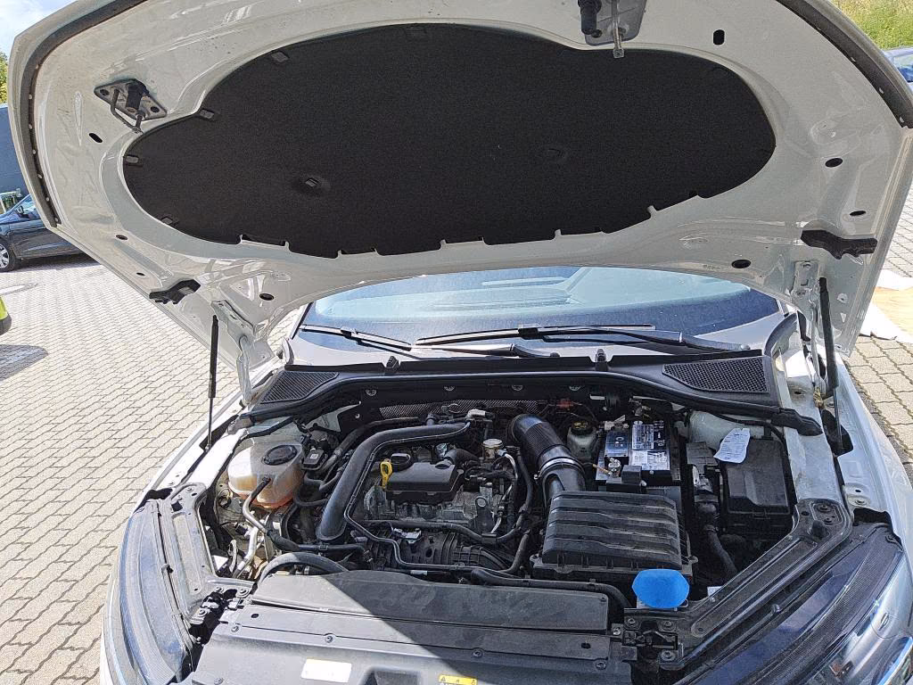 Skoda Octavia 2021 г. Белый, пробег 56326 км