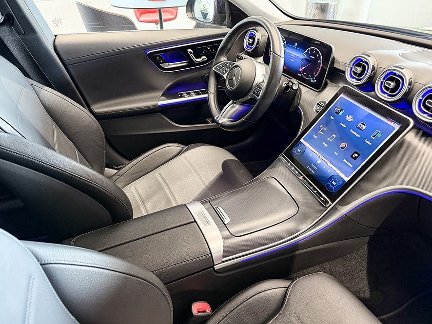 Mercedes-Benz C 300 2023 г. Серый, пробег 58400 км