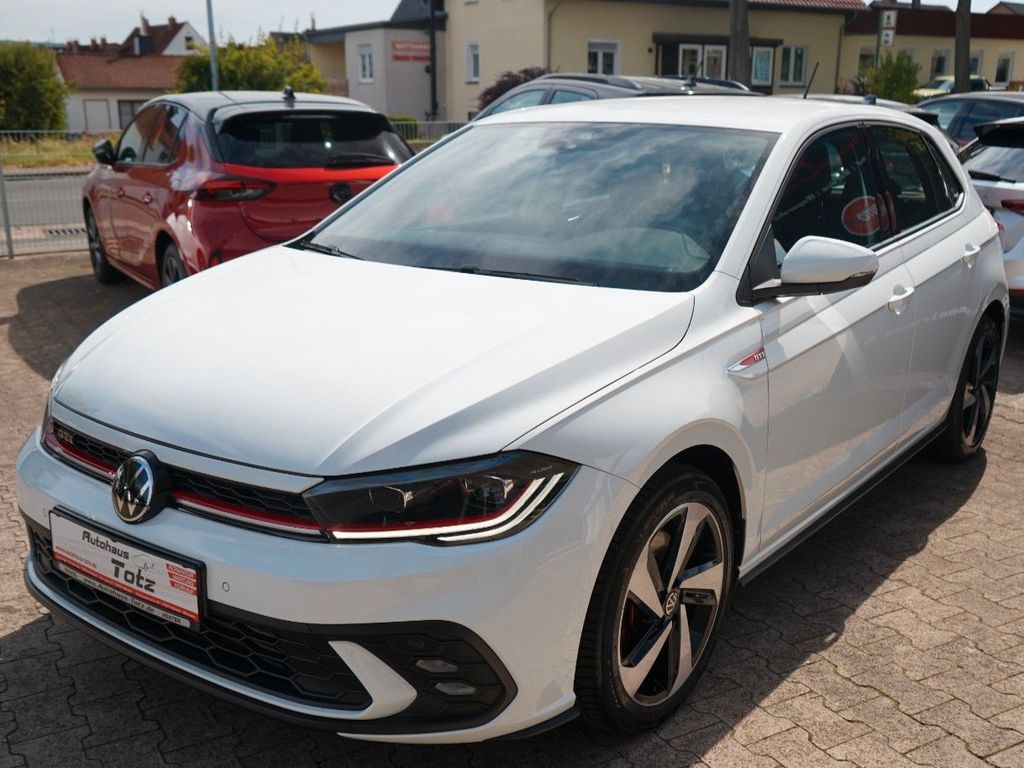 Volkswagen Polo 2023 г. Белый, пробег 22284 км