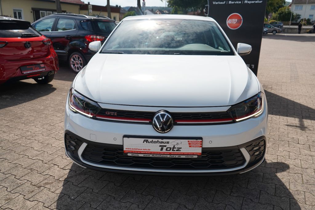 Volkswagen Polo 2023 г. Белый, пробег 22284 км