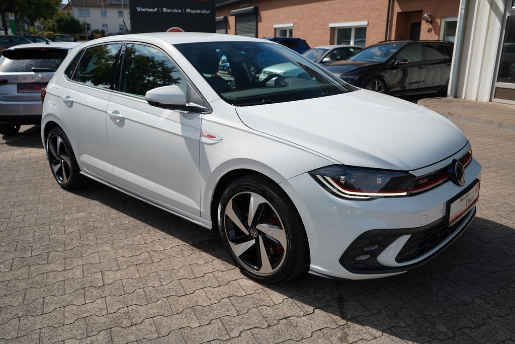 Volkswagen Polo 2023 г. Белый, пробег 22284 км