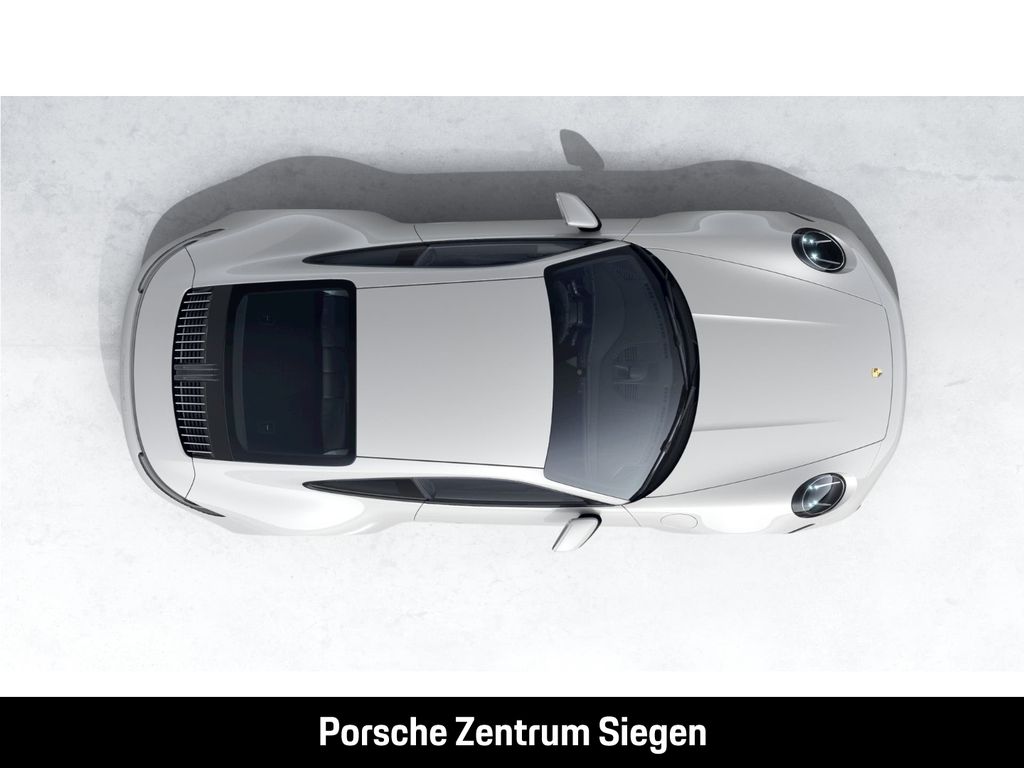 Porsche 992 2022 г. Белый, пробег 39750 км