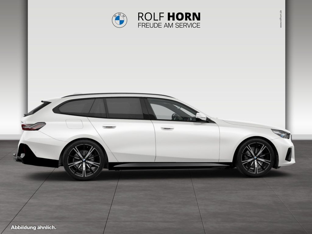 BMW 520 2025 г. Белый, пробег 25278 км