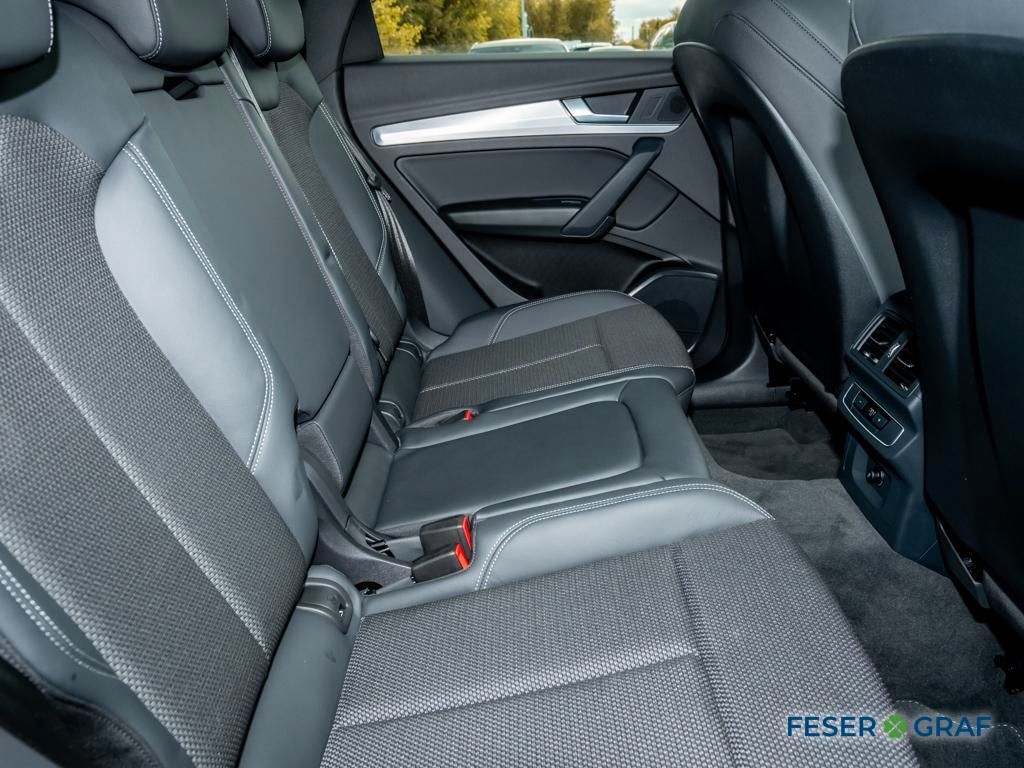 Audi Q5 2025 г. Чёрный, пробег 14734 км