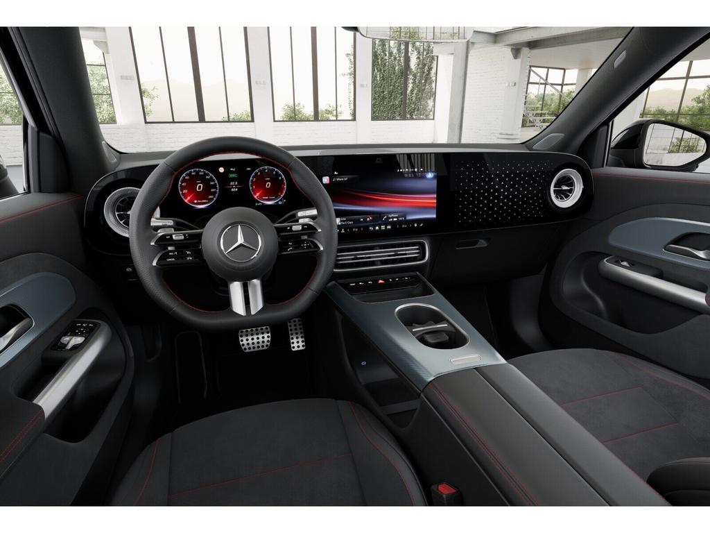Mercedes-Benz GLB 200 2026 г. Чёрный, пробег 9500 км
