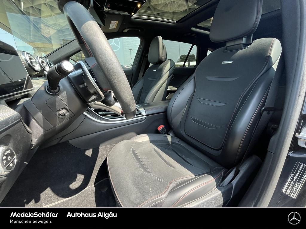 Mercedes-Benz C 43 AMG 2024 г. Чёрный, пробег 39400 км